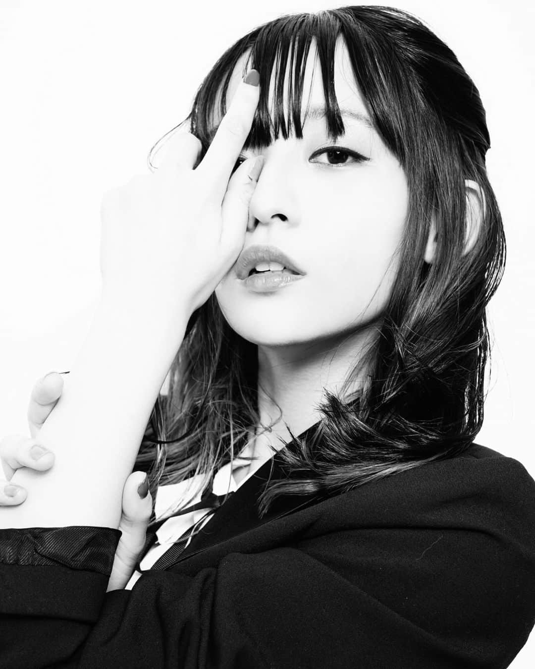 浅川梨奈のインスタグラム