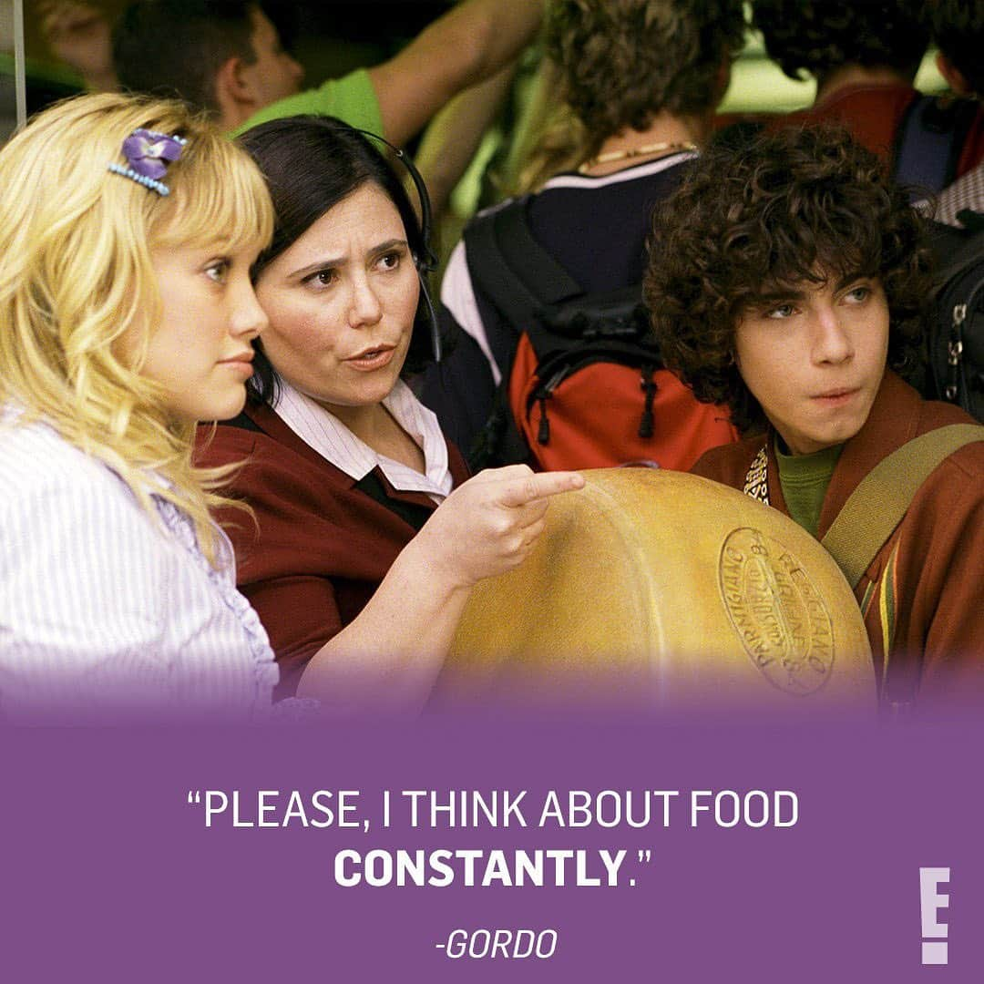 E! Onlineさんのインスタグラム写真 - (E! OnlineInstagram)「What's the worst part about the #LizzieMcGuire reboot being canceled, and why is it Gordo? 😓(📷:Disney+/Disney Channel/Shutterstock)」12月20日 9時31分 - enews