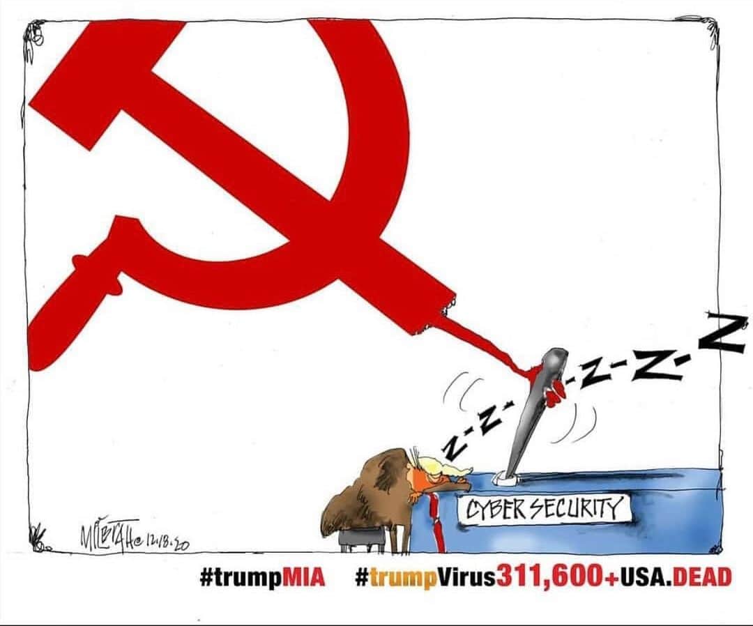 レイ・アレンのインスタグラム：「The U.S. State Department learned that our government was cyber-hacked.  The Secretary of State was in the middle of briefing the media that there is no doubt that it was the Russians and in comes Agent orange tweeting that it may be China! 😤 32 more days y’all! #liarinchief #putinspuppet #wearecompromised #lockhimup @courtneyclift #trumpvirus #311000deadandcounting #misinformation #gaslightingisabuse #sleepingonthejob」