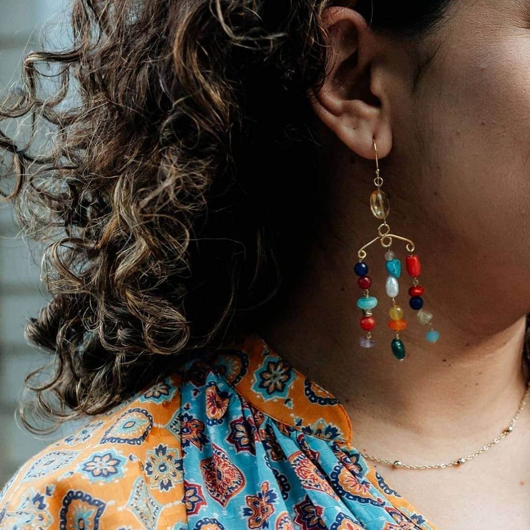 ミーガンパークのインスタグラム：「Inject some playful colour into your wardrobe with Talitha Gala Earrings and the Azra print of the season, as worn here by @luci_lilt_blog x」