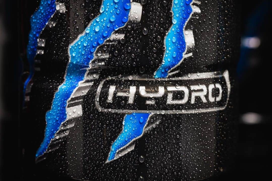 モンスターエナジーさんのインスタグラム写真 - (モンスターエナジーInstagram)「Pick a flavor 🧐 @monsterhydro   #MonsterHydro #HardChargingHydration #Caffeine #Energy #EnergyDrink #MonsterEnergy」12月20日 0時59分 - monsterenergy