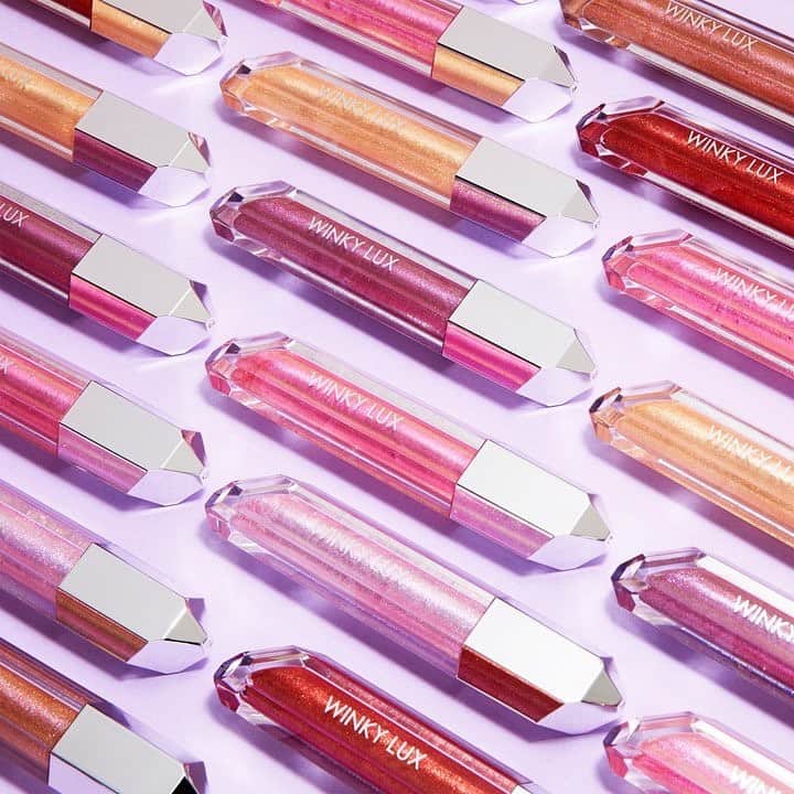 Target Styleのインスタグラム：「Glitterally can't get enough gloss. ✨ @Winky_Lux Chandelier Gloss features light-reflecting shimmer for high shine and vitamin E for hydration. Link in bio to see all six shades!」