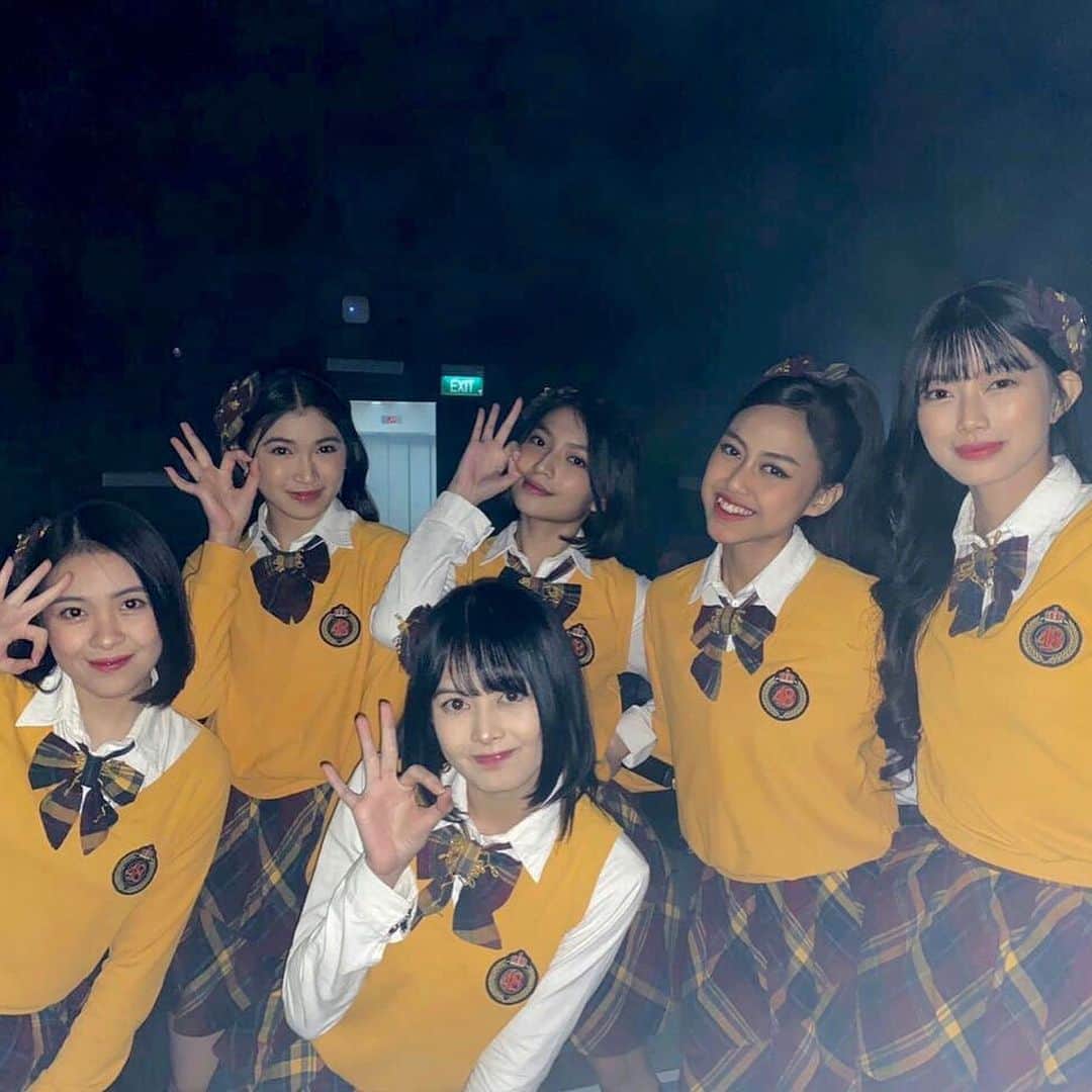 アニンディタ・ラーマ・チャヒャディさんのインスタグラム写真 - (アニンディタ・ラーマ・チャヒャディInstagram)「Happy Birthday JKT48! 🖤」12月20日 2時04分 - aanin.dithaa