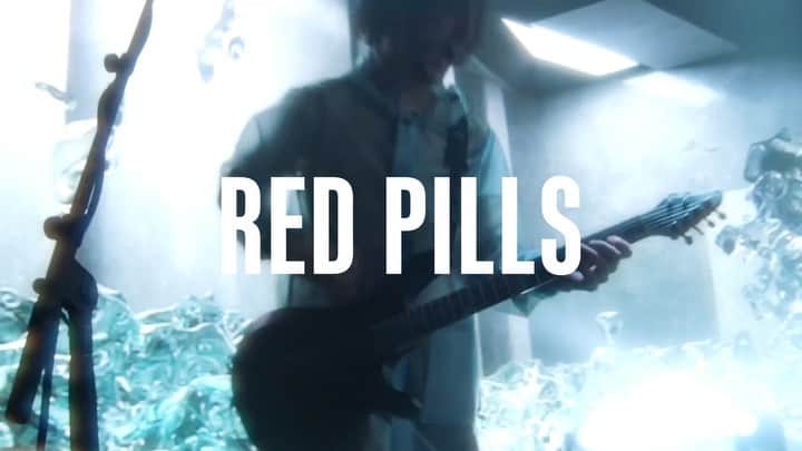 ブランドン・フーバーのインスタグラム：「GOOD MORNING #REDPILLS MUSIC VIDEO OUT NOW 💊 WATCH ON @riserecords YOUTUBE」