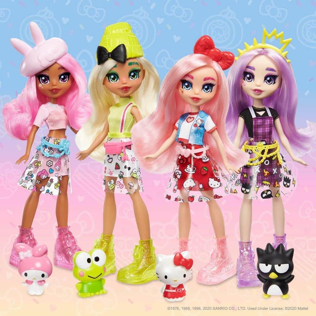 バービーさんのインスタグラム写真 - (バービーInstagram)「From one style icon to another. Introducing the new @HelloKitty x @Mattel fashion doll line, combining Hello Kitty’s favorite friends with fierce fashion details. Which supercute look is your favorite? ❤️💚💖💜」12月20日 2時00分 - barbie