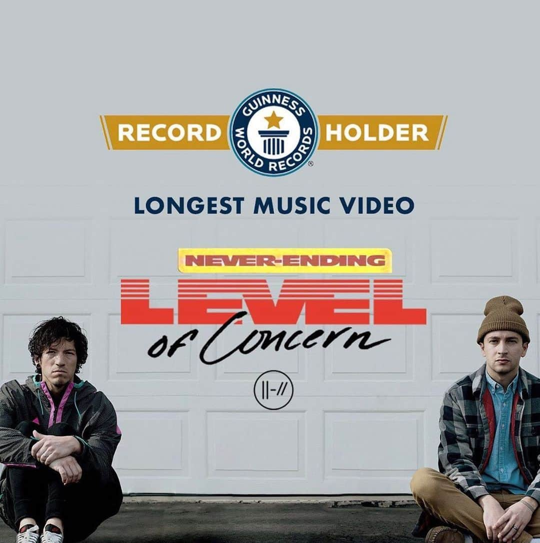 Fueled By Ramenのインスタグラム：「Congrats to @twentyonepilots on @guinnessworldrecords ‘longest music video’ certification for their never-ending version of #levelofconcern!」