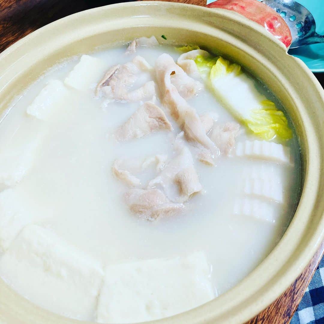 久保ミツロウさんのインスタグラム写真 - (久保ミツロウInstagram)「ほとんど仕事机で食べてます」12月20日 2時06分 - kubomitsurou