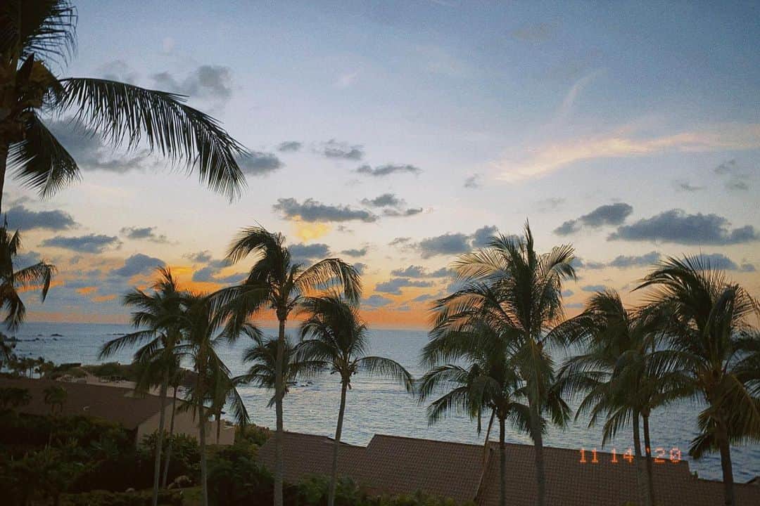 アビゲイル・スペンサーさんのインスタグラム写真 - (アビゲイル・スペンサーInstagram)「As we catch the third wave of lock down I’m reminiscing & grateful for my quick, safe getaway to @fspuntamita #fspuntamita a lil while back. xx」12月20日 2時09分 - abigailspencer