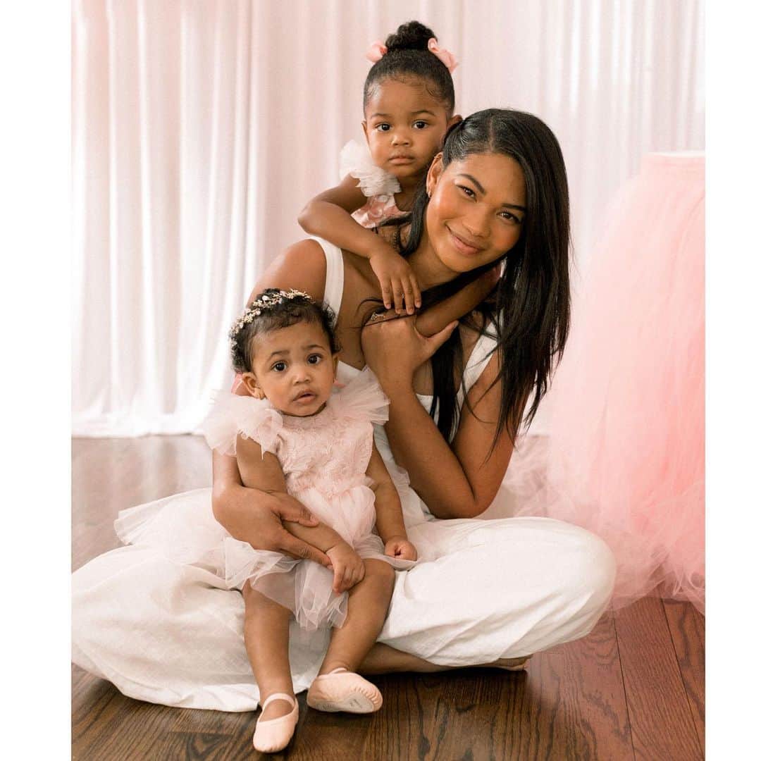 シャネル・イマンのインスタグラム：「I just love my girls 💗 My heart my everything 👼🏽」