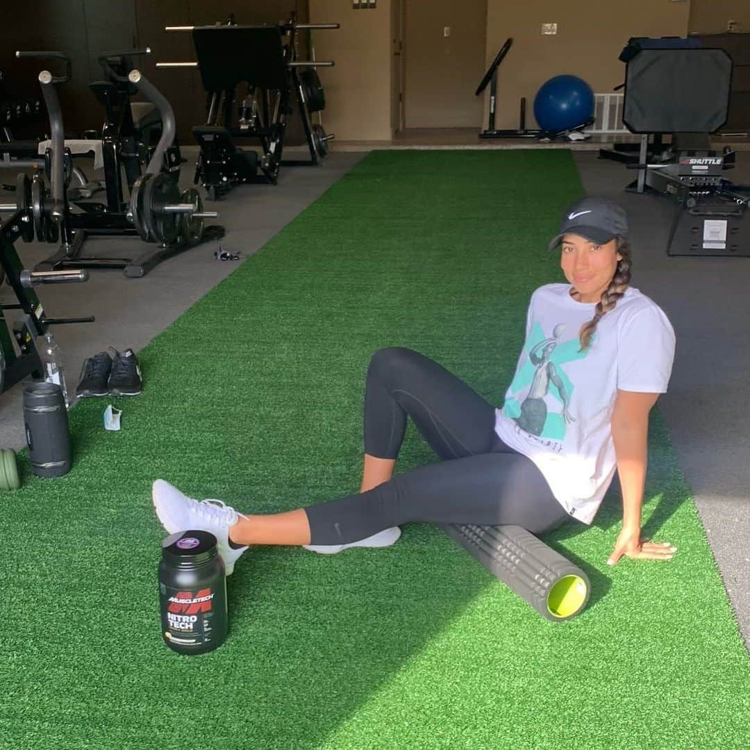 シャイエン・ウッズさんのインスタグラム写真 - (シャイエン・ウッズInstagram)「Protein has been a pretty big story in golf this year and I’d like to tell you about my favorite. Nitro Tech 100% Whey Gold features 24 grams per serving, allowing me to build lean muscle and strength, improve recovery, and enhance my performance. Best of all, I've teamed up with @muscletech to host a giveaway with some of my favorite items from their product line to fuel you in 2021! Here's how to enter: 1. Follow @muscletech 2. Like this post 3. Tag your two besties that you think would love to win some MuscleTech product! Good luck! I’ll announce the winner on December 21. *This giveaway is only open to U.S. residents only and is not sponsored by Instagram*  #ad #muscletech #strengthrefined」12月20日 2時25分 - cheyenne_woods