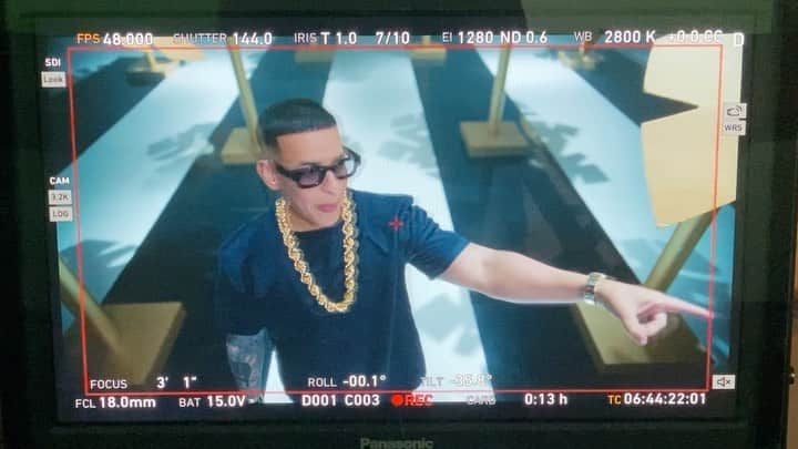 のインスタグラム：「Cuando intentan grabarte a escondidas, esto es lo que sucede. Solo #Pinarazzi puede hacerlo y “a veces “ 😂😂😂#Devueltapalavuelta #Bts」
