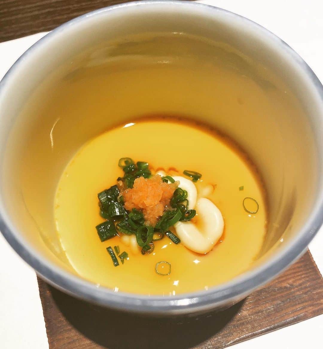 Gabrielaさんのインスタグラム写真 - (GabrielaInstagram)「寿司つばさ 秋葉原でお寿司は初めて！ とっても美味しかったです やっぱり和食は最高ですね💕 . Sushi em Akihabara! . First time having sushi in Akihabara. I recommend this restaurant ❤️ . . #sushi #washoku #japanesecuisine #yummy #寿司　#秋葉原　#和食　#東カレスタイルw」12月20日 2時51分 - rkgabriela
