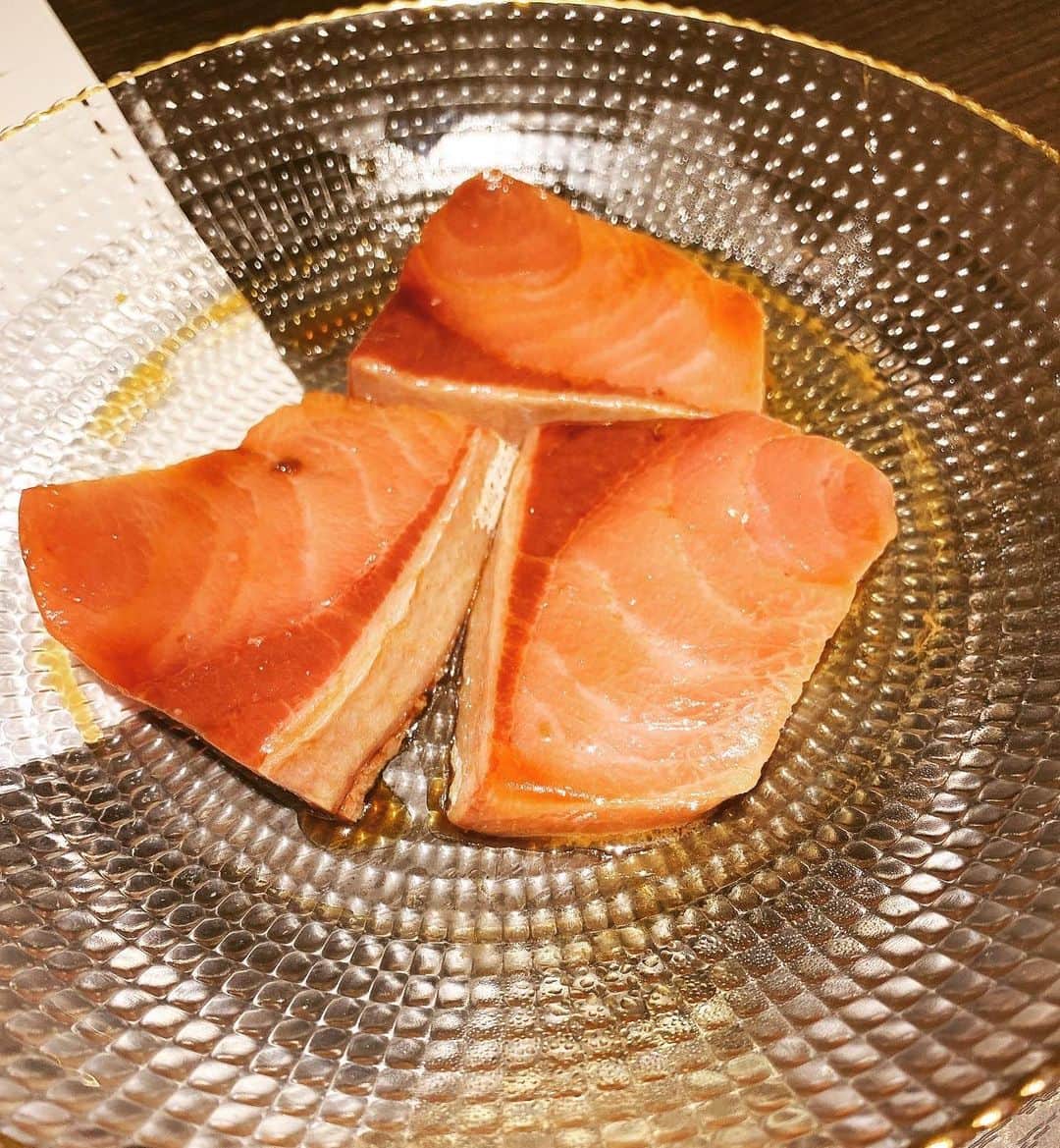 Gabrielaさんのインスタグラム写真 - (GabrielaInstagram)「寿司つばさ 秋葉原でお寿司は初めて！ とっても美味しかったです やっぱり和食は最高ですね💕 . Sushi em Akihabara! . First time having sushi in Akihabara. I recommend this restaurant ❤️ . . #sushi #washoku #japanesecuisine #yummy #寿司　#秋葉原　#和食　#東カレスタイルw」12月20日 2時51分 - rkgabriela