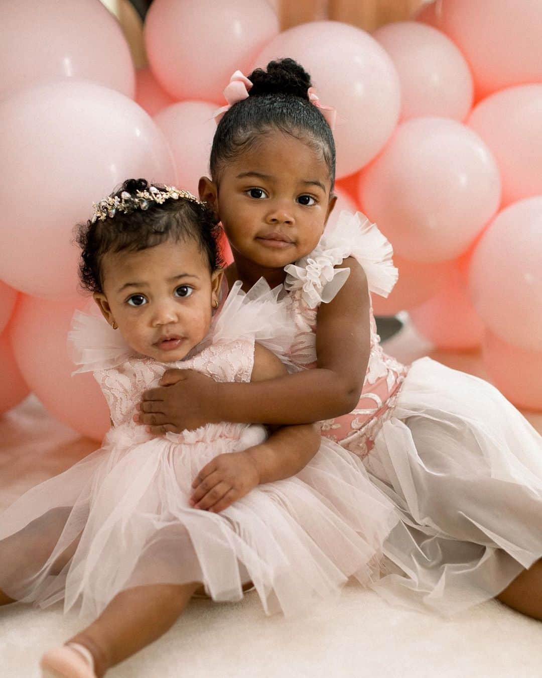 シャネル・イマンのインスタグラム：「My babies 💗」