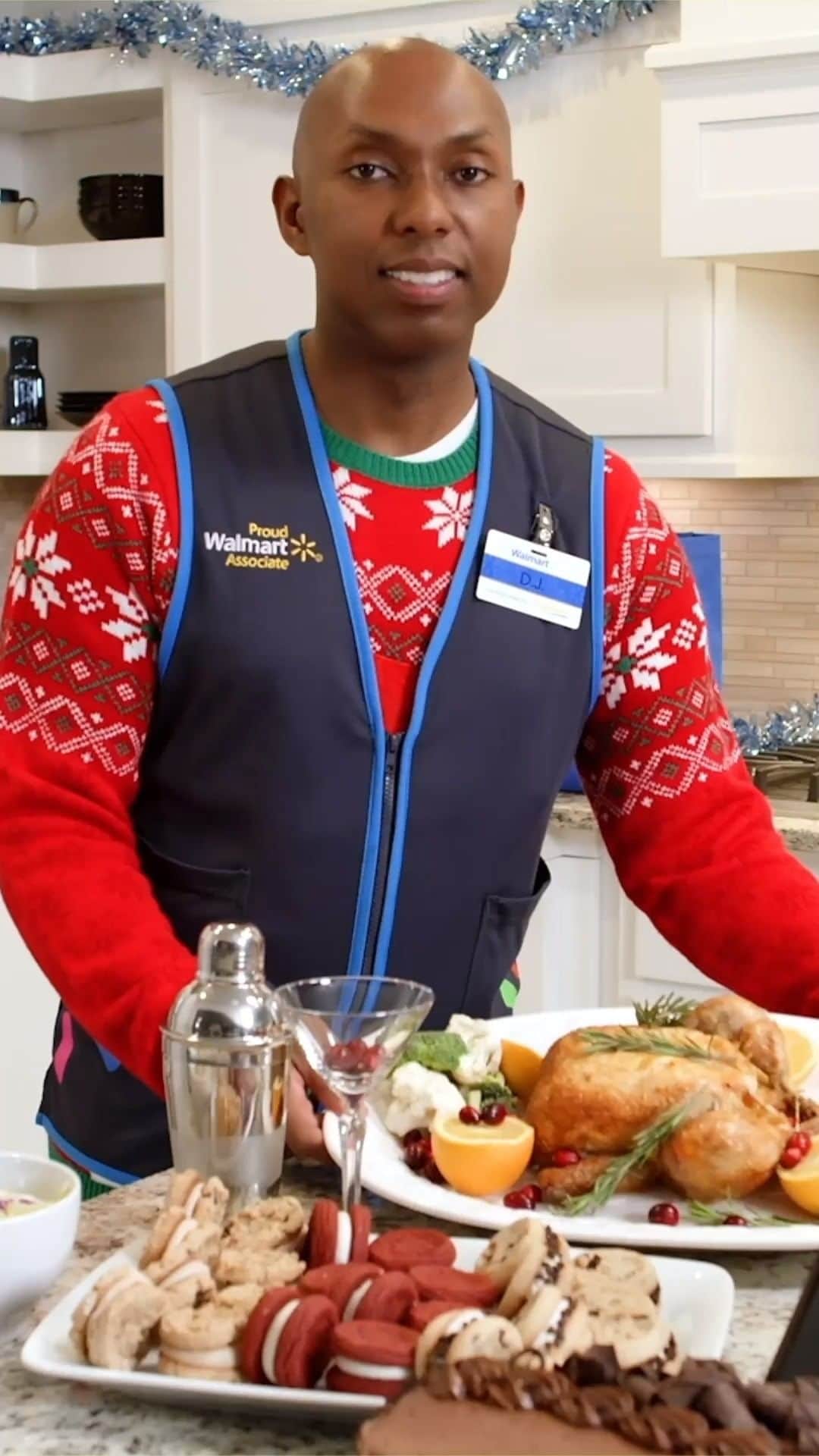 のインスタグラム：「The theme of our holidays? Intimate. So cozy on up with your boo & watch how the masters, associates D.J. & Mr. Blue Vest, put on the perfect celebration for two at home.」