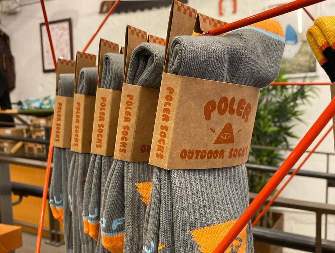 Poler Outdoor Stuffさんのインスタグラム写真 - (Poler Outdoor StuffInstagram)「Staff picks of the day! 😎 All of this is currently 20% off in-store! Shop is open till 6. #giftvibes」12月20日 4時17分 - polerportland
