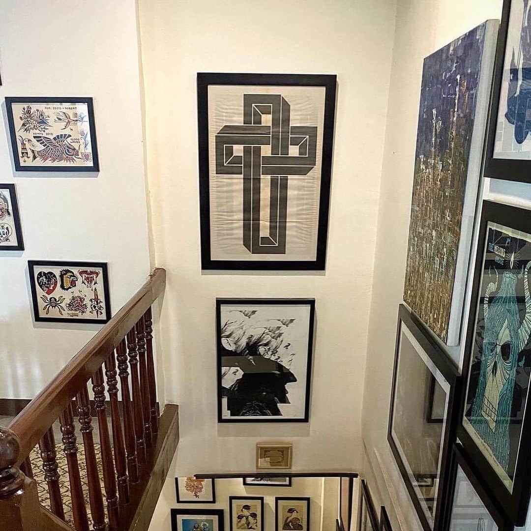 ケンゾーミナミさんのインスタグラム写真 - (ケンゾーミナミInstagram)「Thank you for framing these newsprints!  I printed these for the show at @nepenthes_newyork / @engineered_garments_official in 2013, years before we started DEAD FEELINGS. (It was sort of the seed of it in retrospect, or at least that’s how we connected first.)   Since I had to print a lot of these (because minimum for printing newprints were 1000 for each print and there were 6 double-sided prints with 12 graphics, also made limited edition t-shirts of these), I still got these lying around.  (Repost from @luke_satoru & @black_pig_tattoo):  “Nostalgic for NYC, I got framed @kenzominami pieces I acquired at @engineered_garments_official some 7 years ago. Now on display at @black_pig_tattoo #kenzominami #blackpigtattoobkk”」12月20日 4時18分 - kenzominami