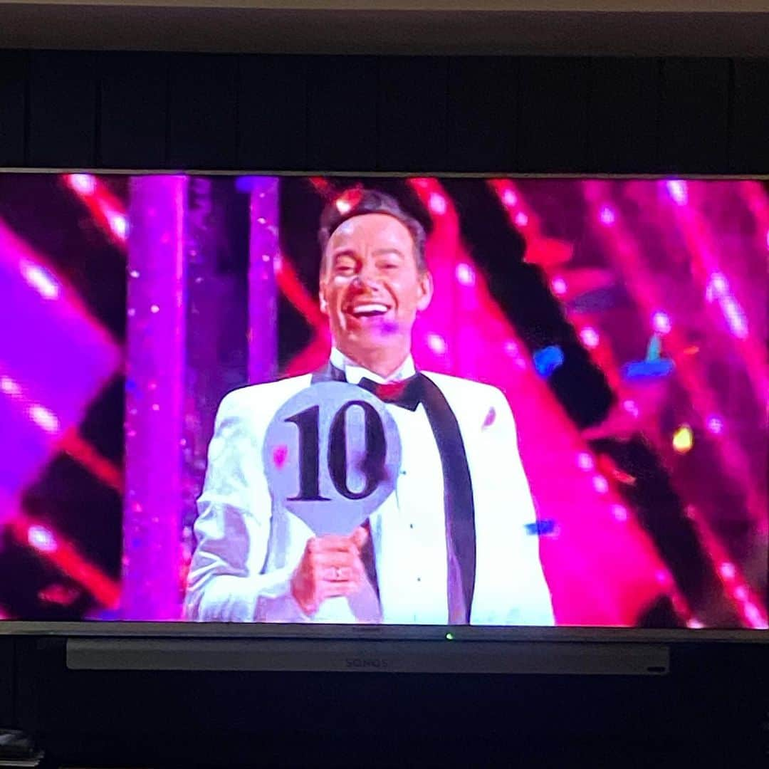 デビッド・モリシーさんのインスタグラム写真 - (デビッド・モリシーInstagram)「Well done @bbcstrictly great work all series!」12月20日 5時20分 - davidmorrissey