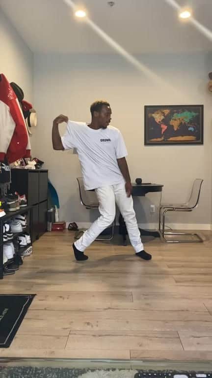 Lil Buckのインスタグラム：「Be sure to get my “GETBUCK” Toe Stall 201 tutorial on the @dxpjookintutorials platform Christmas Day! Follow @memphisjookin and check out my Real Swan merch at realswanshop.com 🙏🏾🙏🏾🙏🏾」