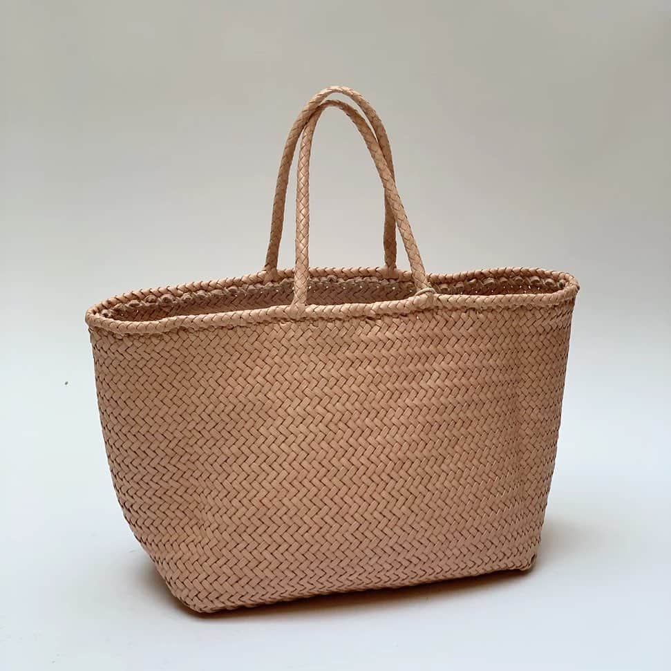 Beam & Anchorのインスタグラム：「Our doors are open for you 12-5 until Friday! It’s too late for shipping to arrive by Friday but you can purchase online for local pick up.」