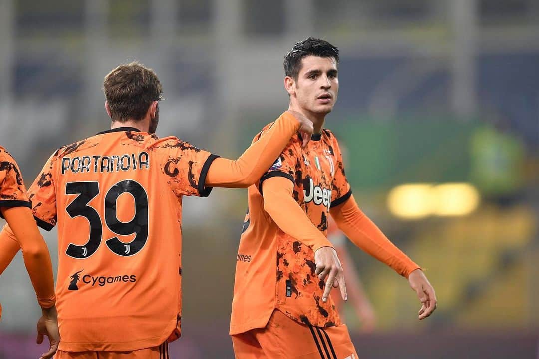 アルバロ・モラタのインスタグラム：「Grande partita! Avanti così! Forza @juventus ⚪️⚫️🙌 gran partido! Seguimos!」