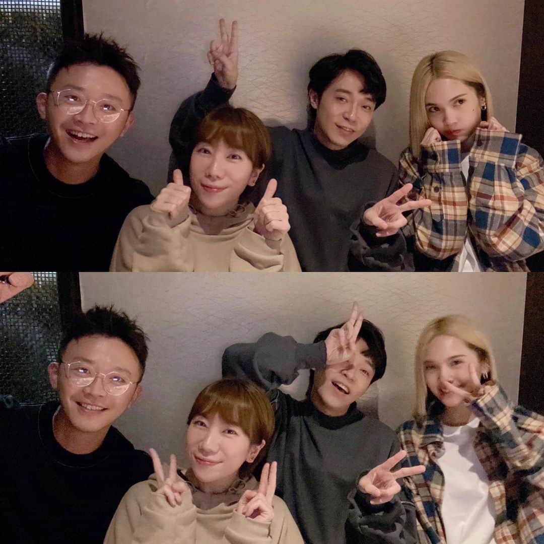 レイニー・ヤンのインスタグラム：「別說你們，連我母親都問：又跟青峰約啊？怎麼樣，我們就是連約兩天都不會膩！ 很慶幸今日沒有改歌的環節了😅」