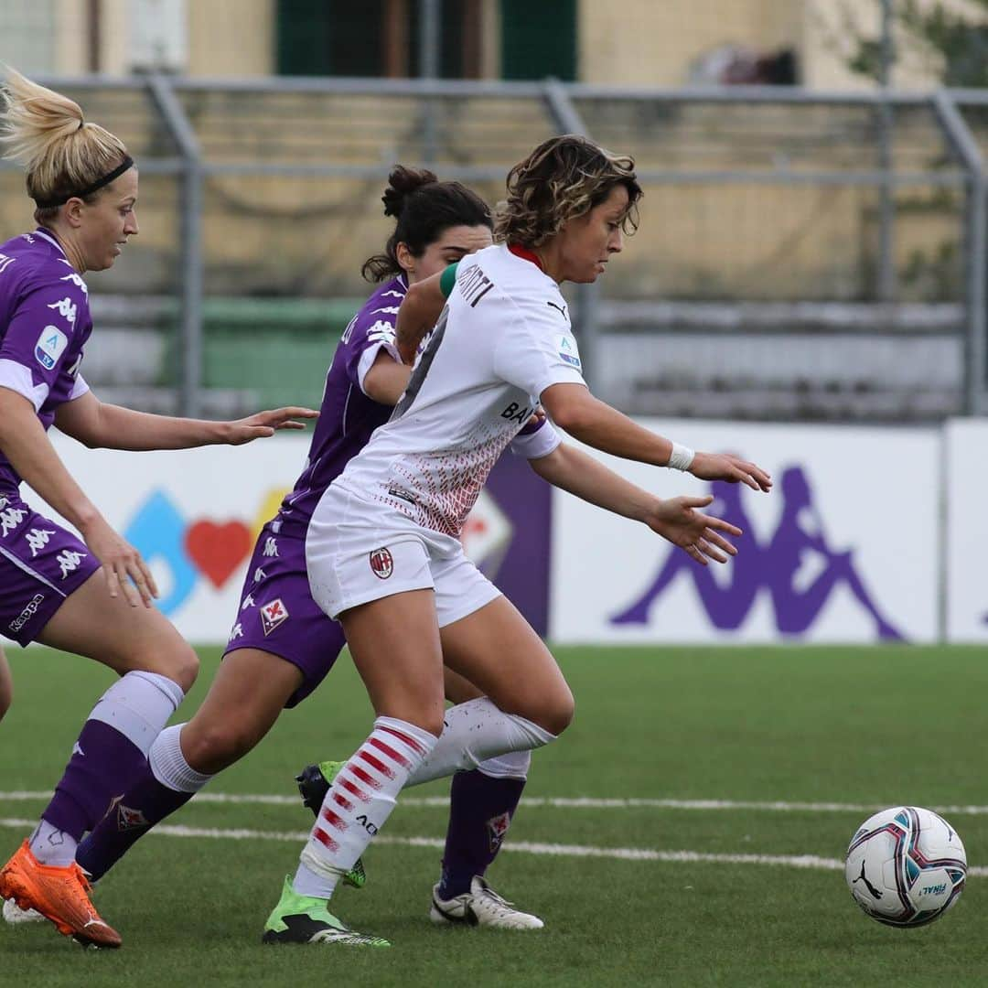 ACミランさんのインスタグラム写真 - (ACミランInstagram)「#FiorentinaMilan: 0⃣-1⃣ 🔚  @spinelligiorgia94 ⚽️ Another important away win for the Rossonere 👏 #FollowTheRossonere #SempreMilan」12月5日 23時43分 - acmilan