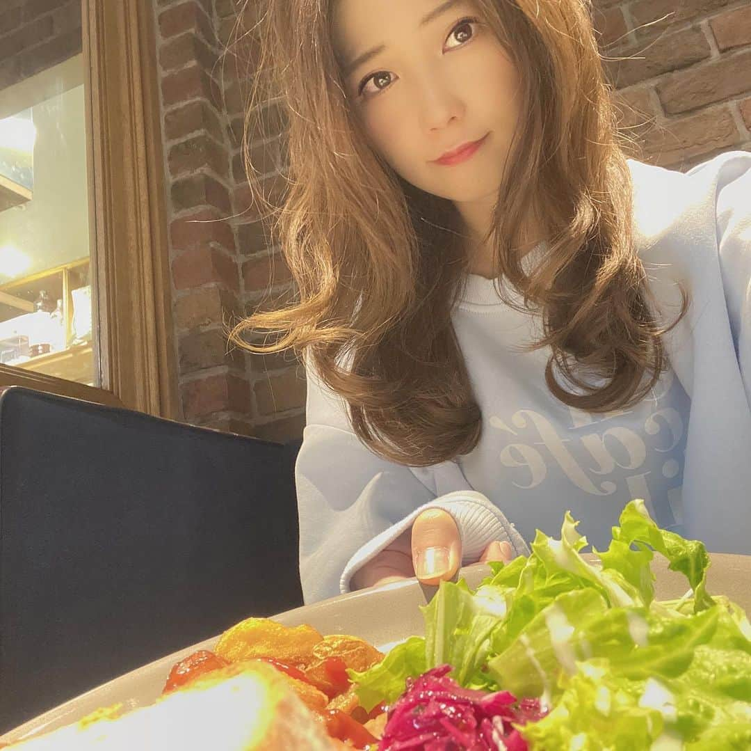 藍澤慶子さんのインスタグラム写真 - (藍澤慶子Instagram)「しっかり朝ごはんを食べるって、いいね♡ #女優も自画撮り #actress #model #japanese #suzucafe #breakfast #少し太った ？ #気がする #冬は肥えないように #気をつける」12月5日 23時59分 - kepiko928