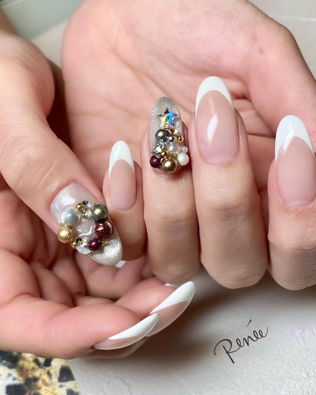 ネイルサロンレネさんのインスタグラム写真 ネイルサロンレネinstagram Design By Renee Haruna 24 クリスマスネイル ツリーネイル リースネイル フレンチネイル シンプルだけど華やかに いいクリスマスが過ごせそう News 年11月14日