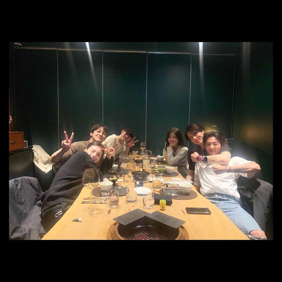 イ・ミンホのインスタグラム：「형들, 누나들, 선배님 이하 모든 분들께 그동안의 악행을 사죄드립니다. -이무기」
