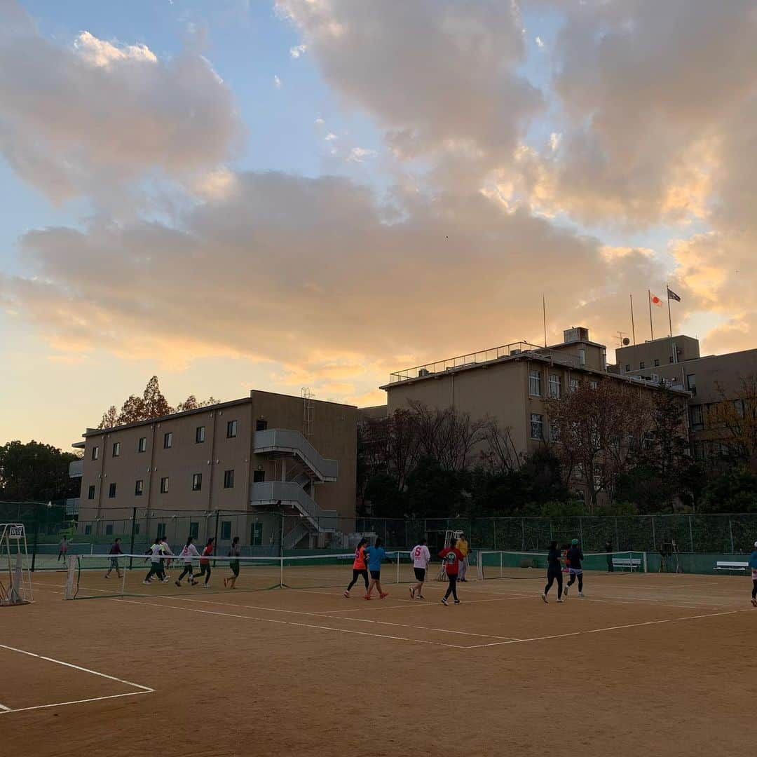 浅越しのぶさんのインスタグラム写真 - (浅越しのぶInstagram)「＠園田学園 #園田学園テニス部#ダッシュ中#テニス」12月5日 16時22分 - shinobu_asagoe_official