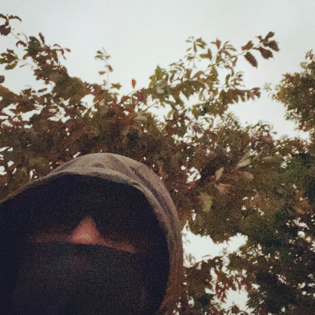 浅田信一のインスタグラム：「さむ🥶  1週間振りのランニング🏃🏻‍♂️  今日は5km🔥 12月はほどほどにしとくよ🎄」