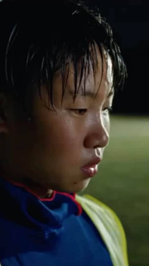 鈴木武蔵のインスタグラム：「いい動画。誰の色にも染まらないで自分らしく💪🏽 #nike #nikejapan  #nikefootball」