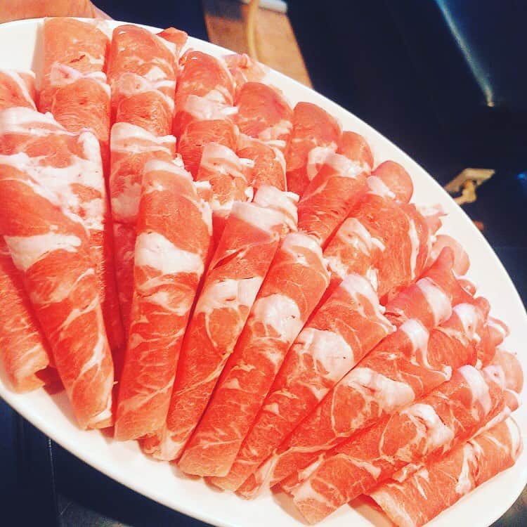城咲仁さんのインスタグラム写真 - (城咲仁Instagram)「また行っちゃいました美味い #ラムしゃぶ #😋 #美味い #〆のラーメン最高 #城咲仁  皆様も素敵な週末をお過ごしください😌」12月5日 17時34分 - shirosaki_jin_official