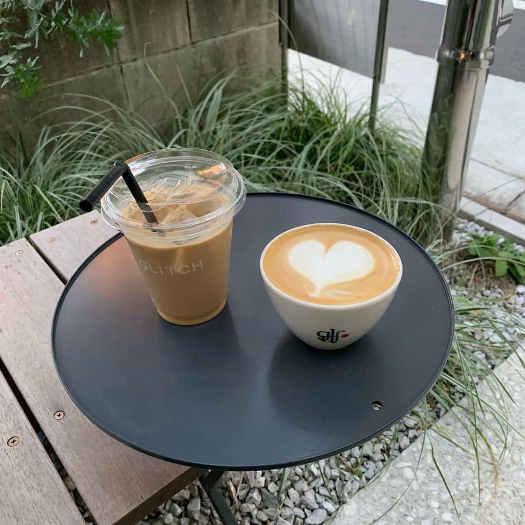 斉藤真木子さんのインスタグラム写真 - (斉藤真木子Instagram)「#glitchcoffee こんな美味しいカフェラテ初めて❕❕❕❕❕❕ 大感激しちゃいました❕❕❕❕❕❕❕❕❕ お店のお兄さんもとっても優しくて最高❕❕❕❕」12月5日 17時43分 - saitomakiko628