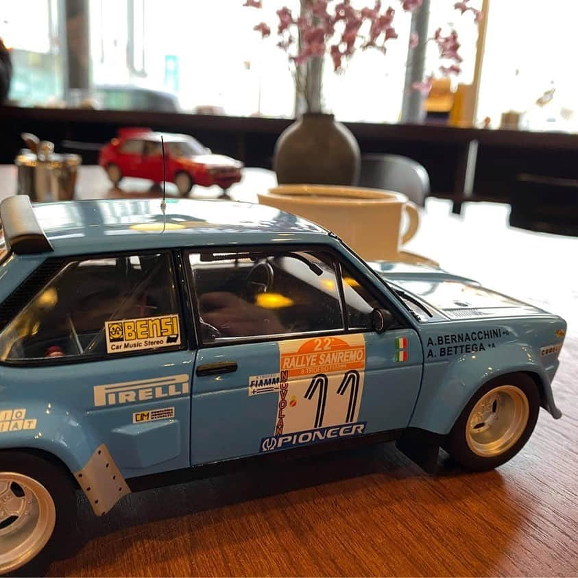 kyosho_official_minicar toysさんのインスタグラム写真 - (kyosho_official_minicar toysInstagram)「. 1/18 Die Cast Model FIAT 131 ABARTH RALLY 08376C 1980 Sanremo Rally #11  #kyosho #fiat #fiat131 #abarth  #retromobile #classiccar #carsofinstagram #wrc #vintagecar #rallycar #italy #ilovefiat #rallylegend #evolution #automotivephotography #alitalia #pirelli #lancia #coffee #cafe  #京商 #フィアット #ラリー #純喫茶ツタヤ #コーヒー @tsutaya_coffee」12月5日 18時18分 - kyosho_official_minicar_toys