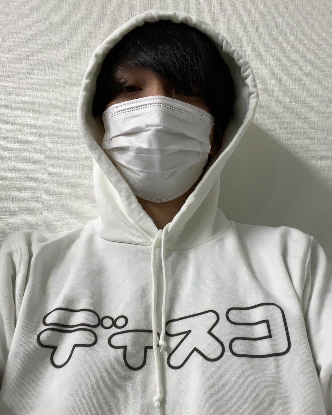 ほしのディスコのインスタグラム：「Mr.パーカーディスコ #ディスコパーカー」