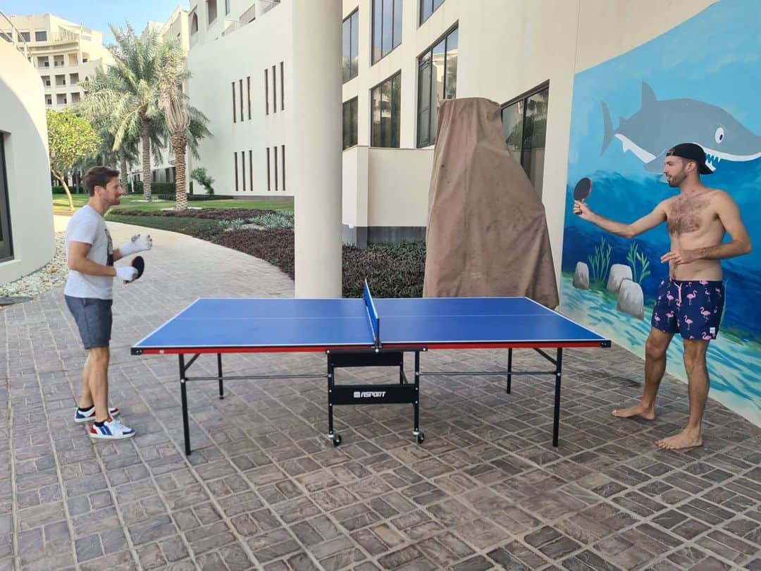 ロマン・グロージャンさんのインスタグラム写真 - (ロマン・グロージャンInstagram)「Day 6, back playing table tennis 🙏🙏🙏 #r8g #recovery」12月5日 18時59分 - grosjeanromain