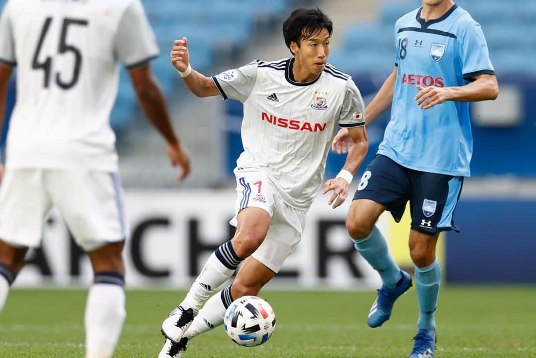 横浜F・マリノスさんのインスタグラム写真 - (横浜F・マリノスInstagram)「⬜️ALL WHITES⬜️  #fmarinos #ACL2020 #KeepSailTogether」12月5日 19時12分 - yokohamaf.marinos