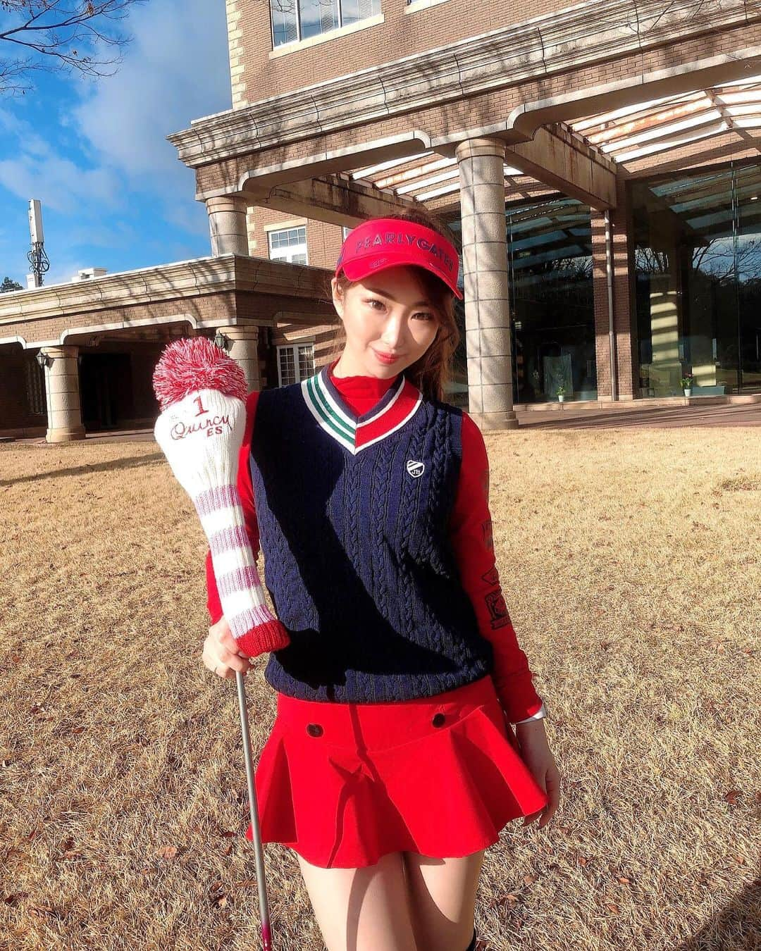 ゆうなさんのインスタグラム写真 - (ゆうなInstagram)「ゴルフ🥰🏌🏻‍♀️⛳ 、 、 、 #ゴルフ女子#ゴルフウェア#キャバ嬢#北新地#ゴルフ#阪奈カントリークラブ #ファッション#ゴルフコーデ #golf #golfgirl #golfwear #ootd#fashion #pearlygates #jackbunny #followforfollowback #likeforfollow」12月5日 19時21分 - yuna121.1995