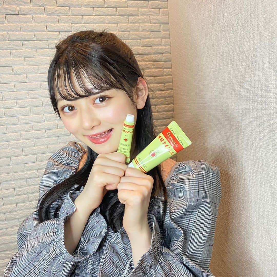 高比良由菜さんのインスタグラム写真 - (高比良由菜Instagram)「・ オロナインがなんでもランキングのニキビケアでランクインしたよ〜😳❕❕ ・ やっぱりオロナインってすごい♥♥ ・ #PR#高比良由菜#nicola#ニコラ#ニコモ#なんでもランキング#オロナイン#ニキビケア」12月5日 19時28分 - yuna_takahira_official