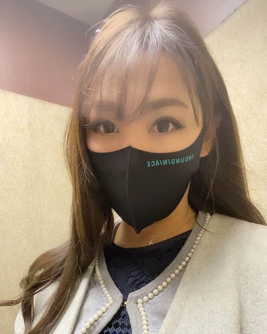 yurieさんのインスタグラム写真 - (yurieInstagram)「12/20時点で私をフォローしてくださっている皆様が、グランダンエースを新たにフォローして頂き、フォローしてくださった皆様の中から抽選で3名様に私が付けているこのマスクがプレゼントされます！  抽選はわたしの方で行わせて頂き、当選結果は12/25グランダンエースより InstagramDMが届きます！  ★条件 フォロワーの皆様が、グランダンエースを新たにフォロー  こちらのマスク現在非売品とのことですので、この機会にぜひフォローしてみてくださいっ♪  #groundnace #ground_n_ace #グランダンエース @ground_n_ace」12月5日 19時49分 - yurie808golf