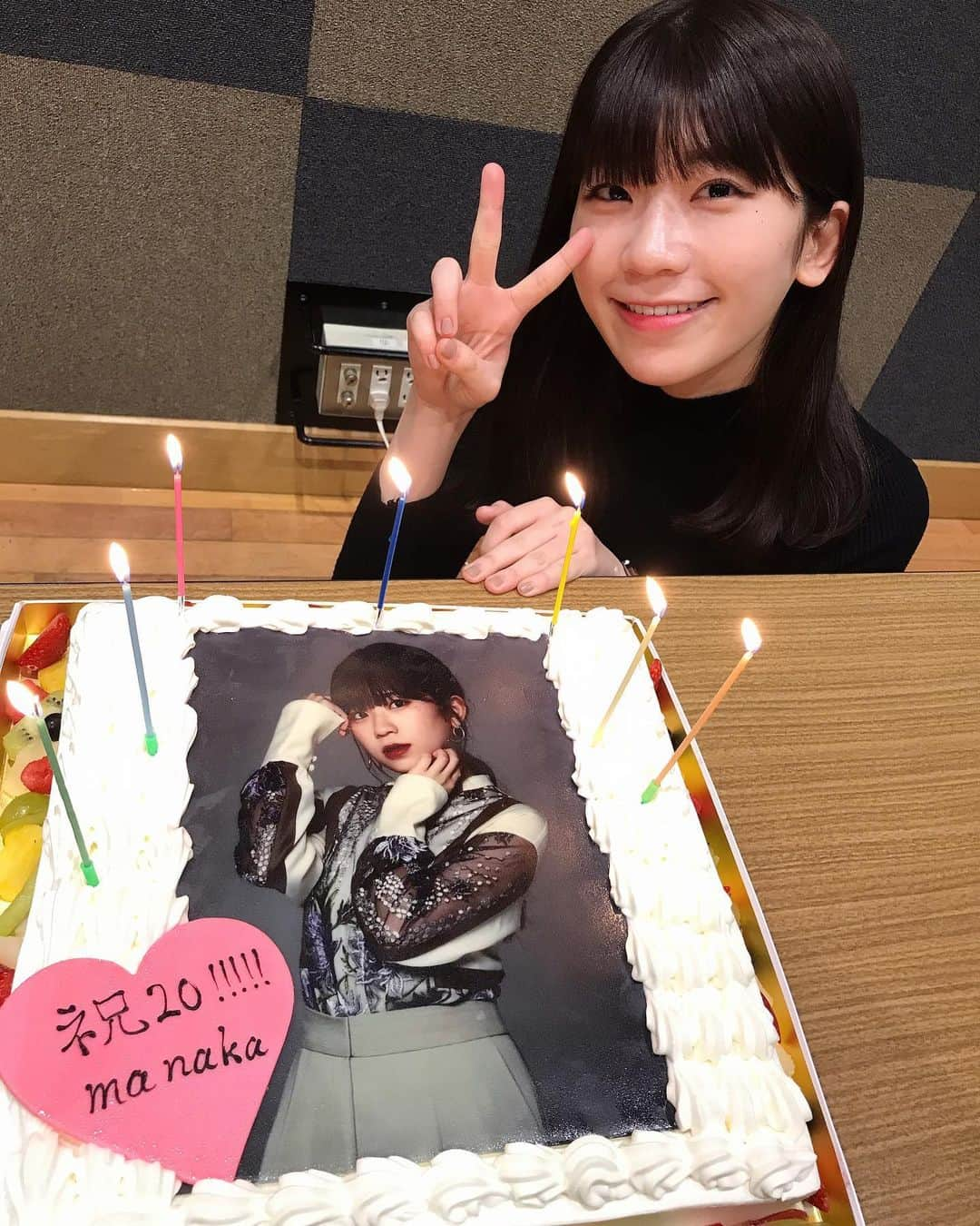 Little Glee Monsterさんのインスタグラム写真 - (Little Glee MonsterInstagram)「Happy Birthday to manaka🎂✨  #littlegleemonster #lgm #happybirthday #manaka #20歳 #成人しました㊗️ #素敵な誕生日を🎂」12月5日 19時45分 - littlegleemonster_official