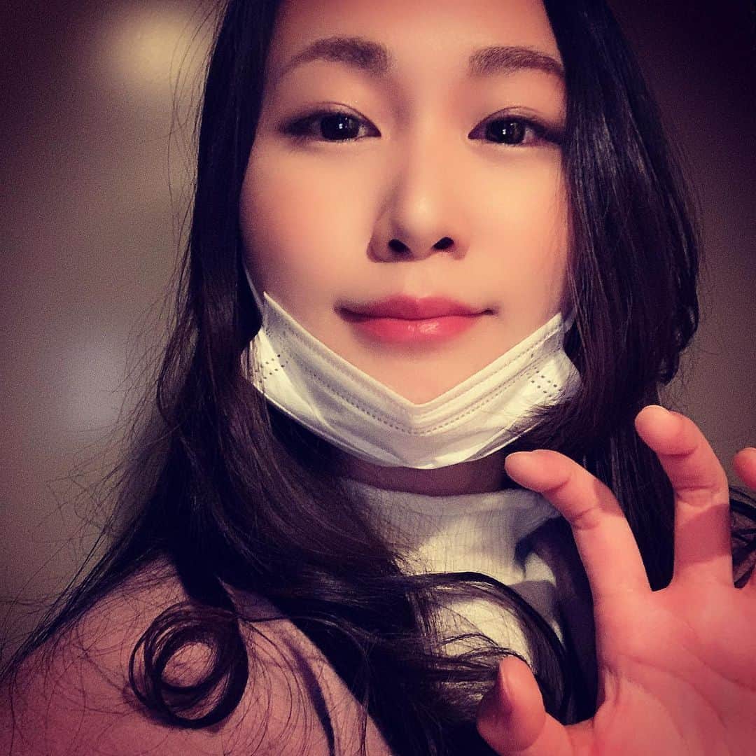 小篠恵奈さんのインスタグラム写真 - (小篠恵奈Instagram)「ホテルチェックイン完了しました。 お会いできるの楽しみにしています☺️  #小篠恵奈」12月5日 20時15分 - koshino_ena