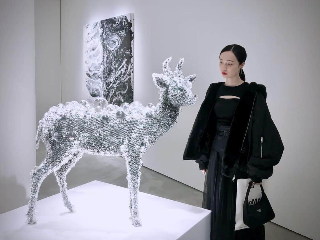 奥村佳恵のインスタグラム：「🔮🧬🔮🧬🔮🧬 @nawa_kohei  #名和晃平 #KoheiNawa  #Oracle  #PixcellReedbuck  #art」