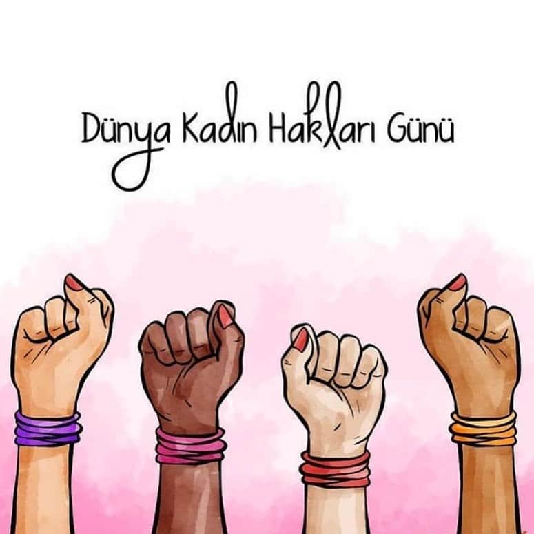 ベレン・サートのインスタグラム：「#esitlikhaktirayricalikdegil #5aralıkdünyakadınhaklarıgünü #equalityisarightnotaprivilege  #december5womenrightsday #strongertogether 🐝」