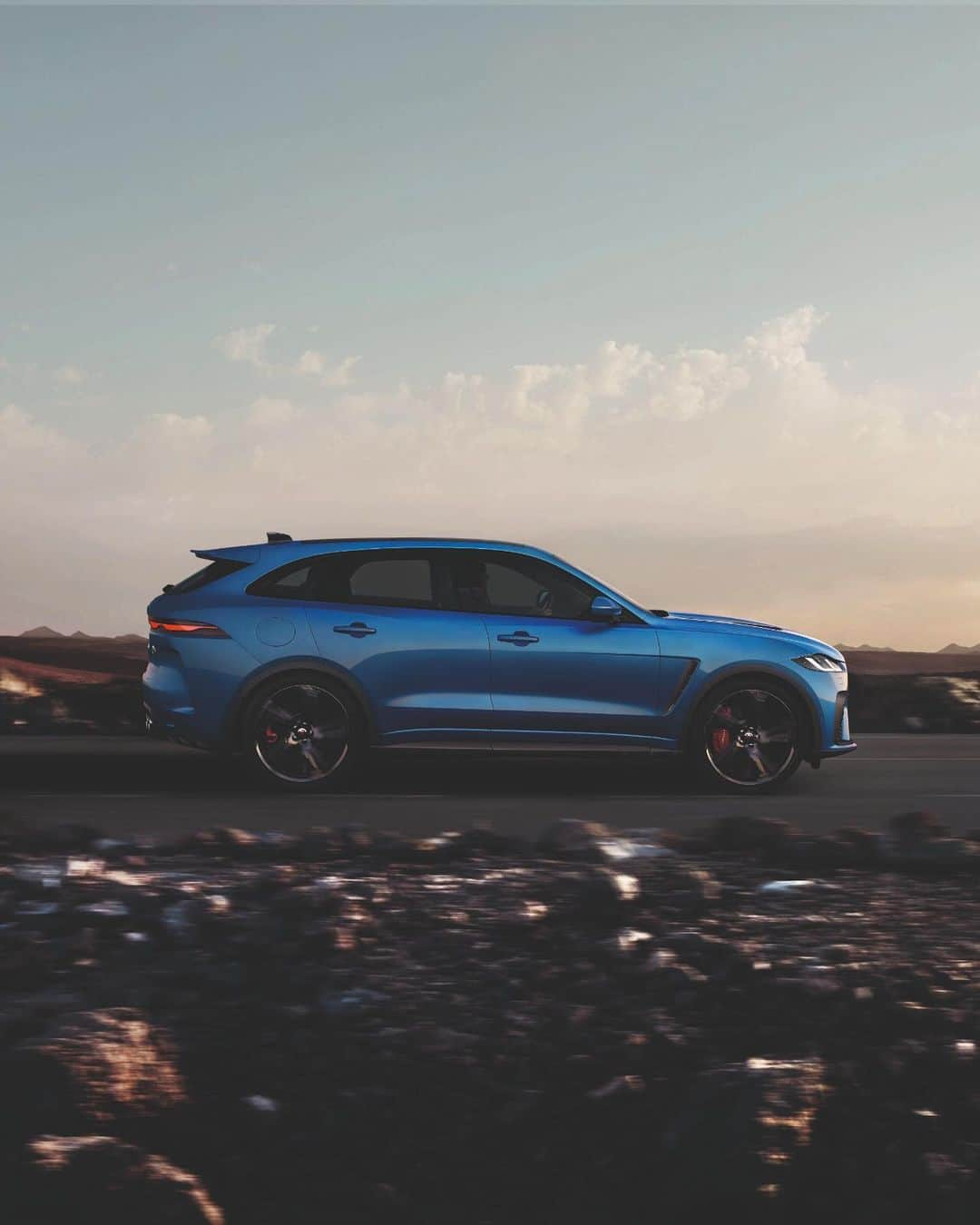 Jaguarさんのインスタグラム写真 - (JaguarInstagram)「Exclusive, in every sense of the word.   The New #Jaguar #FPACE #SVR is the fastest, most powerful and most luxurious #SUV we've ever created, with a range of exterior colours, interior trims and wheel options available only to SVR.   #SpecialVehicleOperations #Premium #Luxury #Performance #AWD #SportsCar #SuperCar #Exclusive #Bespoke #Technology #Design #CarsofInstagram #InstaCar」12月5日 20時30分 - jaguar