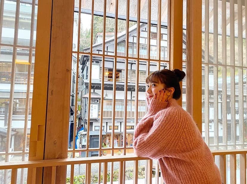 農海姫夏さんのインスタグラム写真 - (農海姫夏Instagram)「寒くなってきたね〜😨 暖かくなる方法教えて🥺 私はヒートテック3枚着ちゃうけどそれでも寒い。笑 ・ ・ #山形#銀山温泉 #お姉ちゃん撮」12月5日 20時46分 - hina_noumi