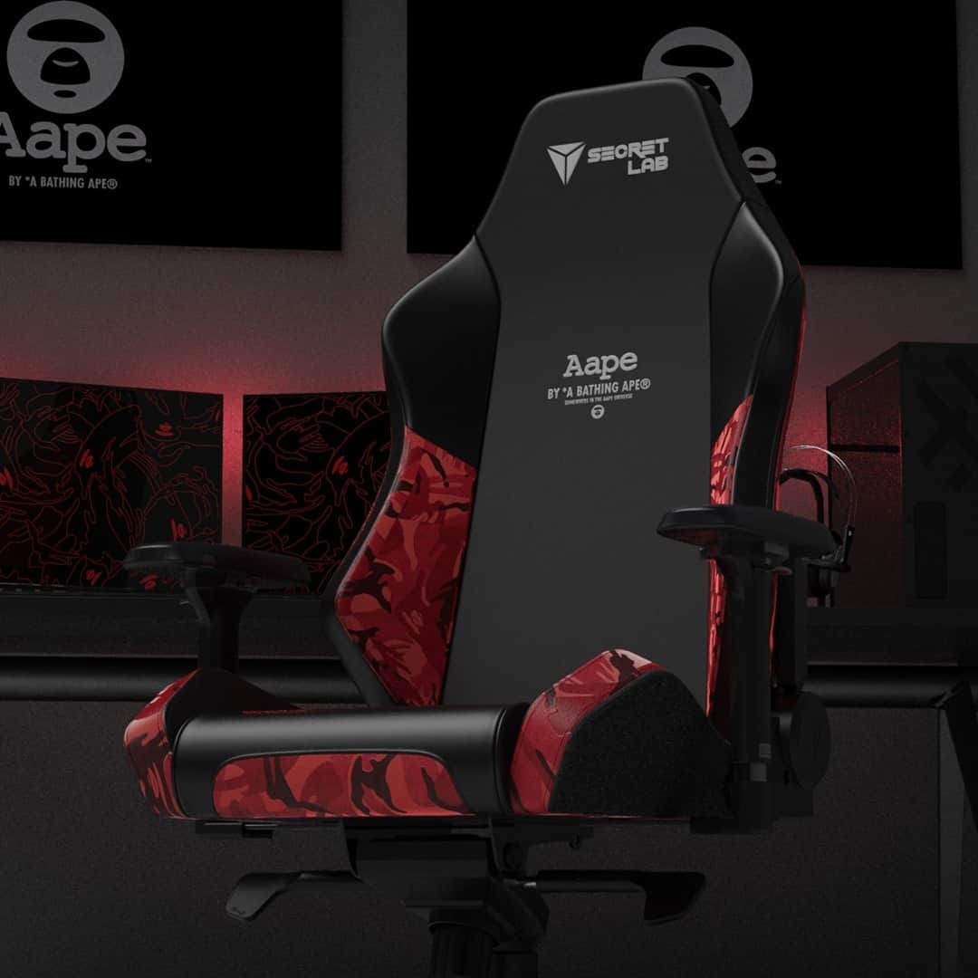 HYPEBEASTさんのインスタグラム写真 - (HYPEBEASTInstagram)「@hypebeastgaming: Here’s a first look at @secretlab‘s upcoming collaboration with @aapestore. The surfaced imagery reveals a co-branded chair design framed by red AAPE Face Camo panels. It is expected that the collaboration will feature multiple colorway options tied to the @bape_japan diffusion label’s signature styling. Stay tuned for more information to come. ⁠ Photo: AAPE」12月5日 20時55分 - hypebeast