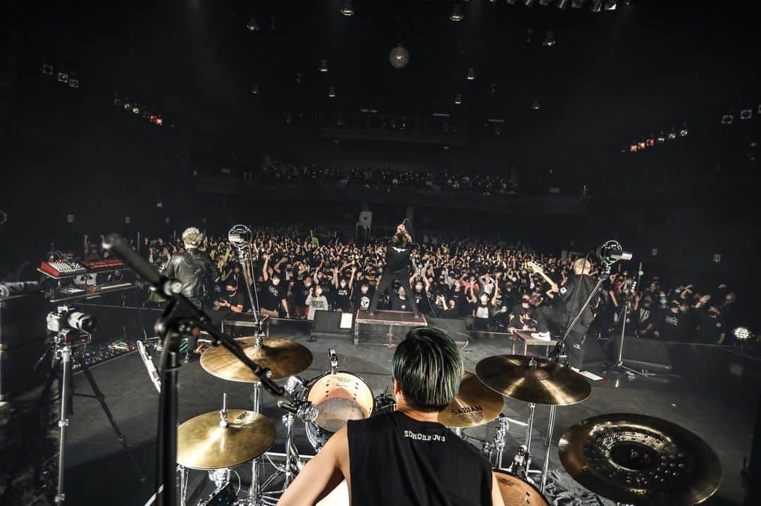MAH さんのインスタグラム写真 - (MAH Instagram)「“BETTER THAN NOTHiNG” TOUR 2020 at Zepp Tokyo.﻿ ﻿ 😈﻿ ﻿ #SiMBTN﻿ ﻿ 📸 @kouhey0622」12月5日 21時04分 - mahfromsim